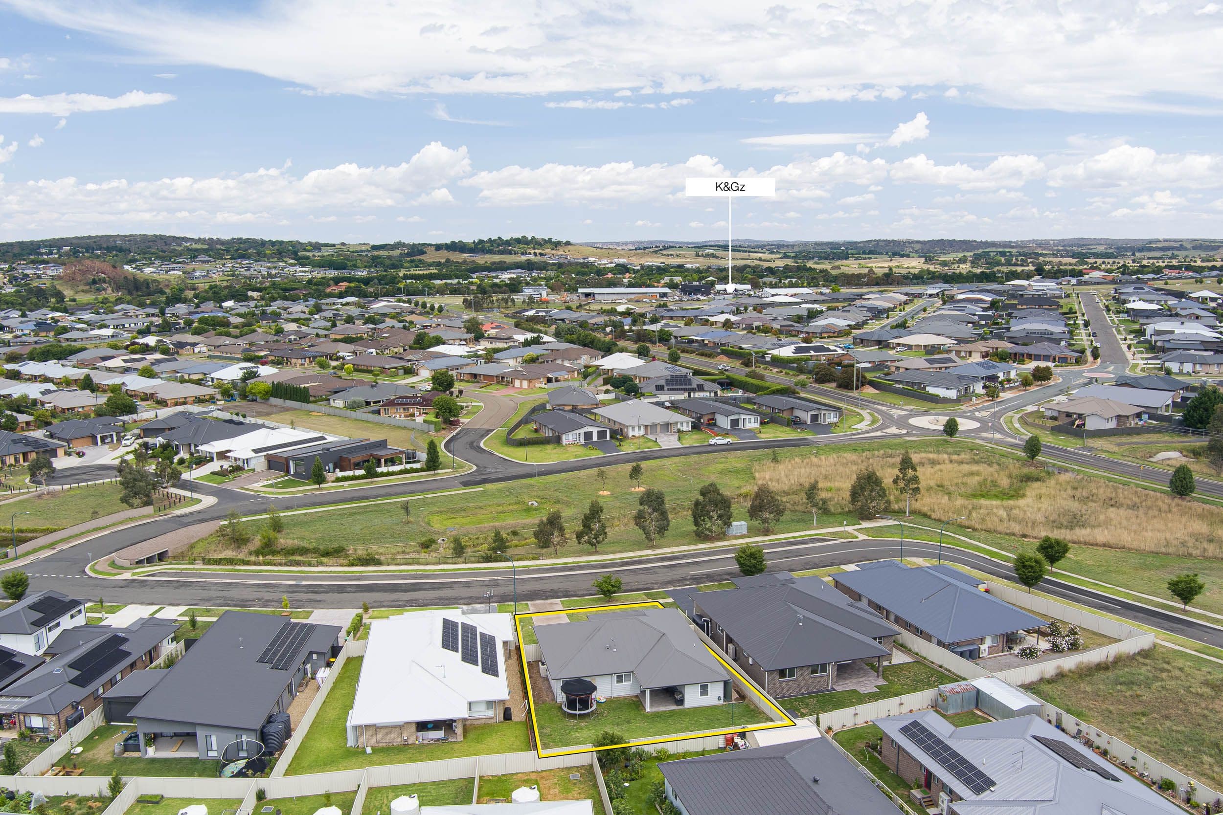 19 Quiberon Way, Goulburn NSW 2580, Goulburn - Thumbnail 2