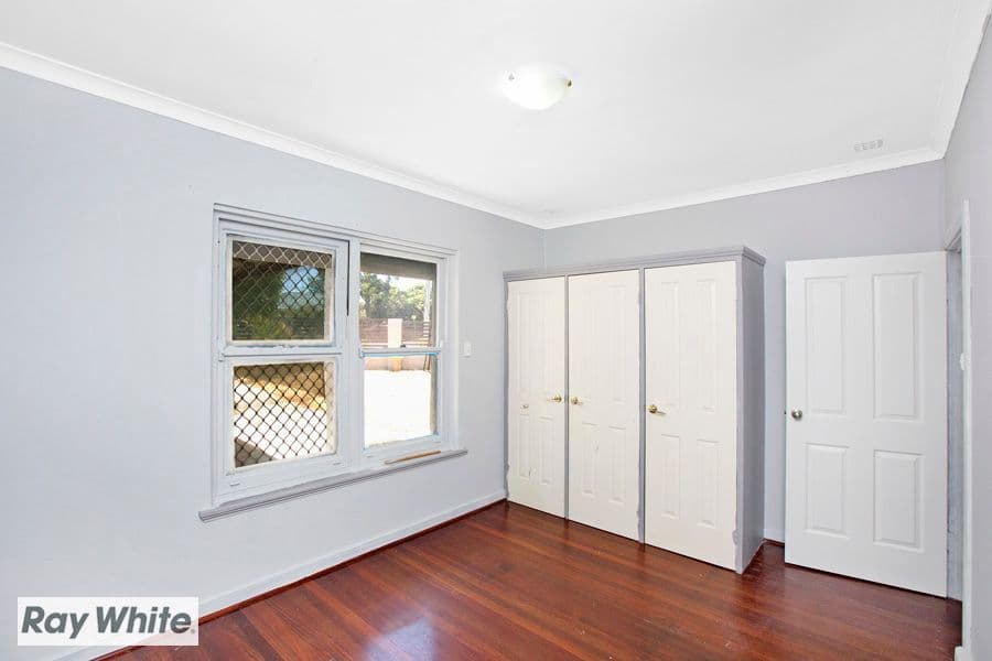 50 Walderton Avenue, Balga WA 6061, Balga - Thumbnail 5