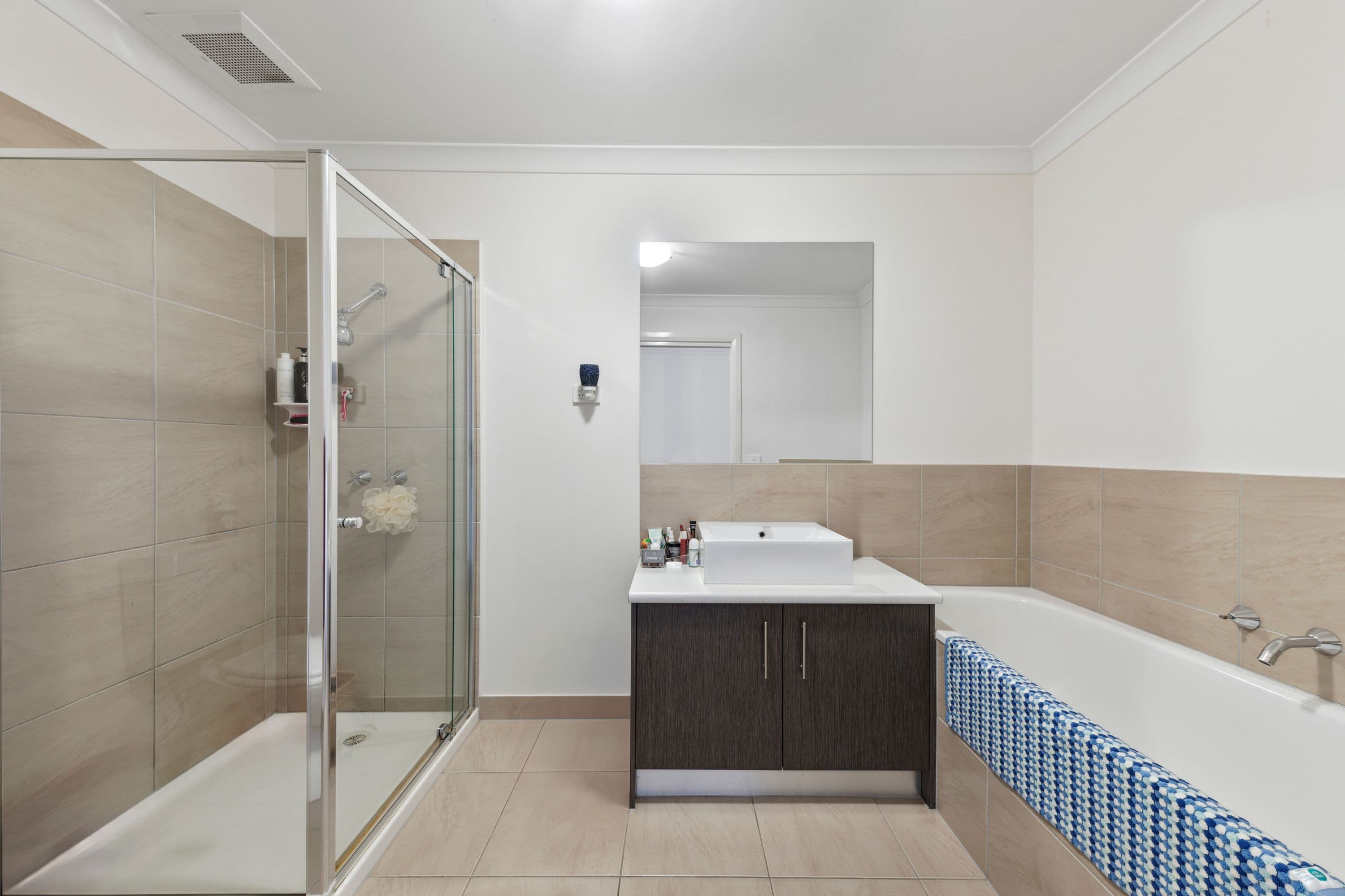 17 Annecy Lane, Pakenham VIC 3810, Pakenham - Thumbnail 7