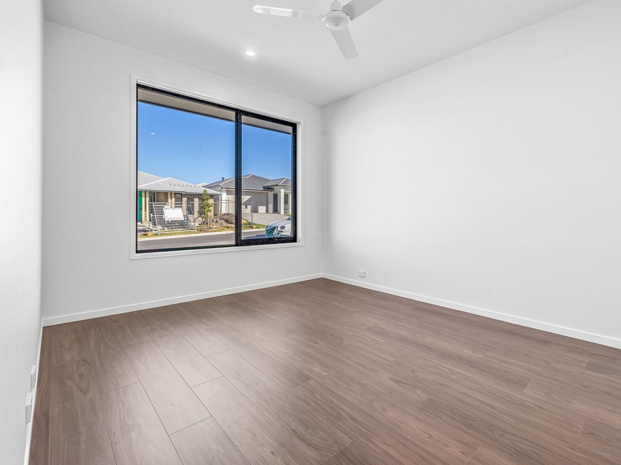 11 Illawarra Road, Greenbank QLD 4124, Greenbank - Thumbnail 5