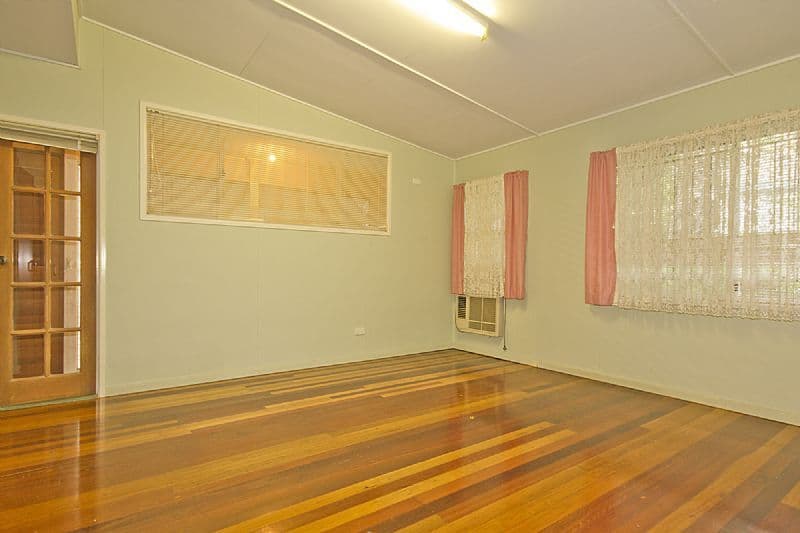 81 Captain Cook Parade, Deception Bay QLD 4508, Deception Bay - Thumbnail 3