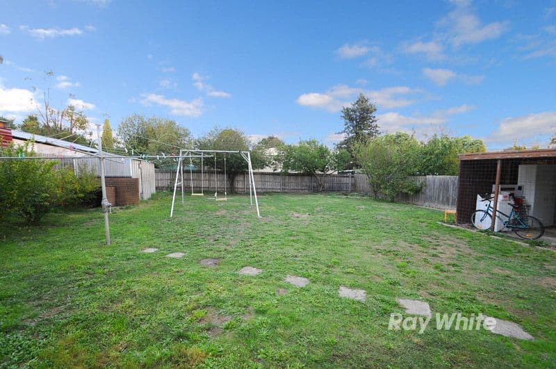 16 Beverley Street, SCORESBY VIC 3179, Scoresby - Thumbnail 2