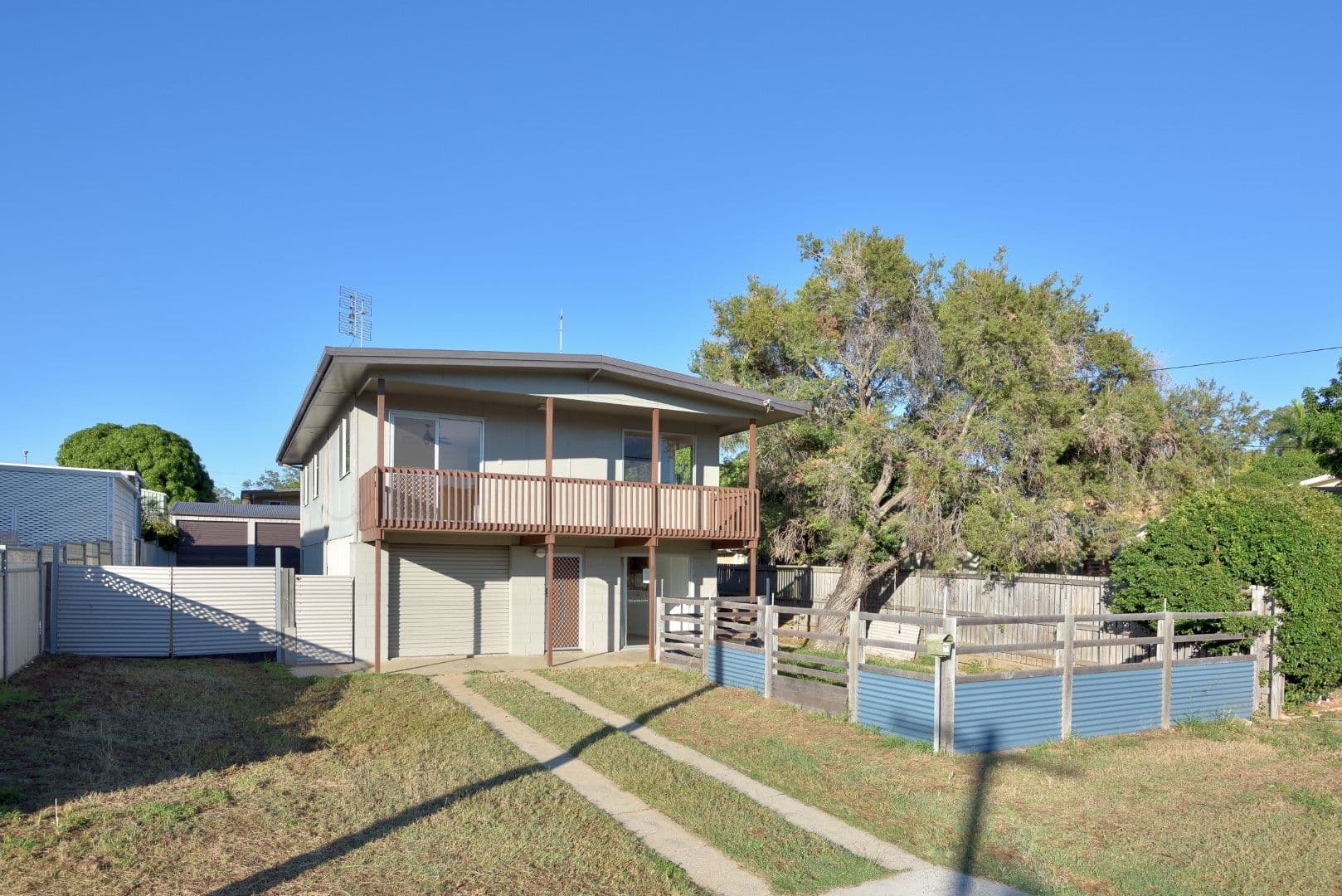 43 Flinders Street, West Gladstone QLD 4680, West Gladstone - Image 1