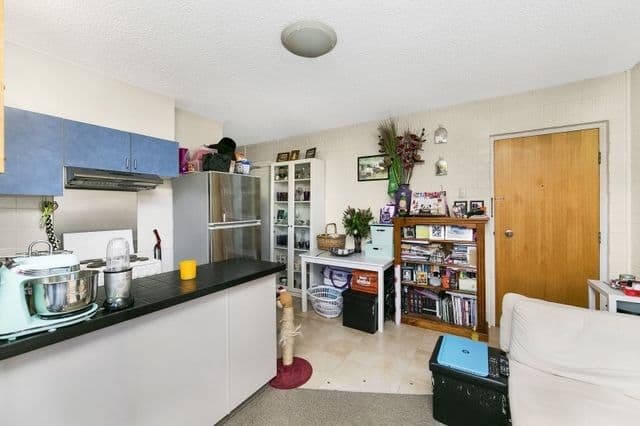 9 Derrima Road, Queanbeyan - Thumbnail 2