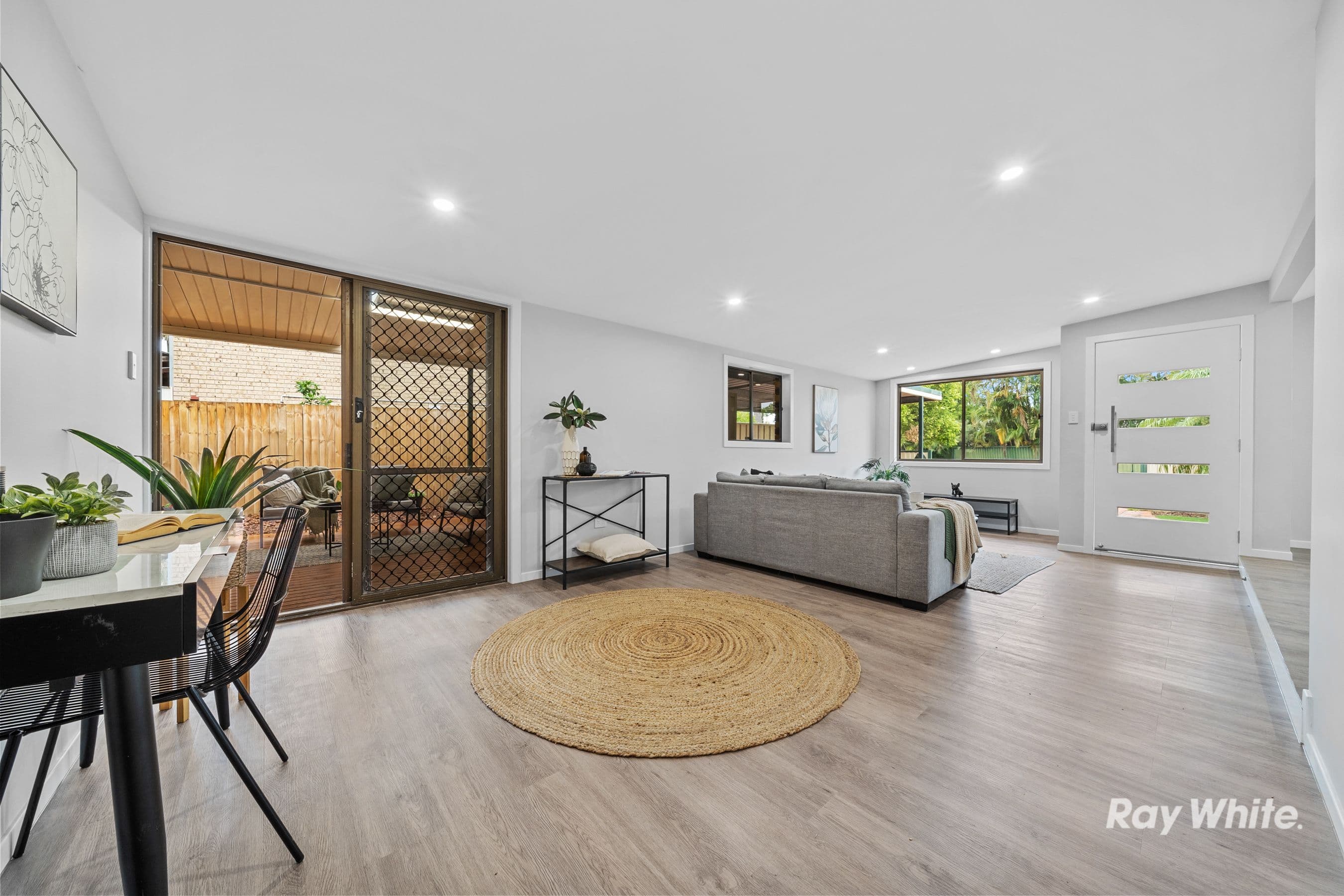 15 Yorkshire Crescent, Mount Warren Park QLD 4207, Mount Warren Park - Thumbnail 5