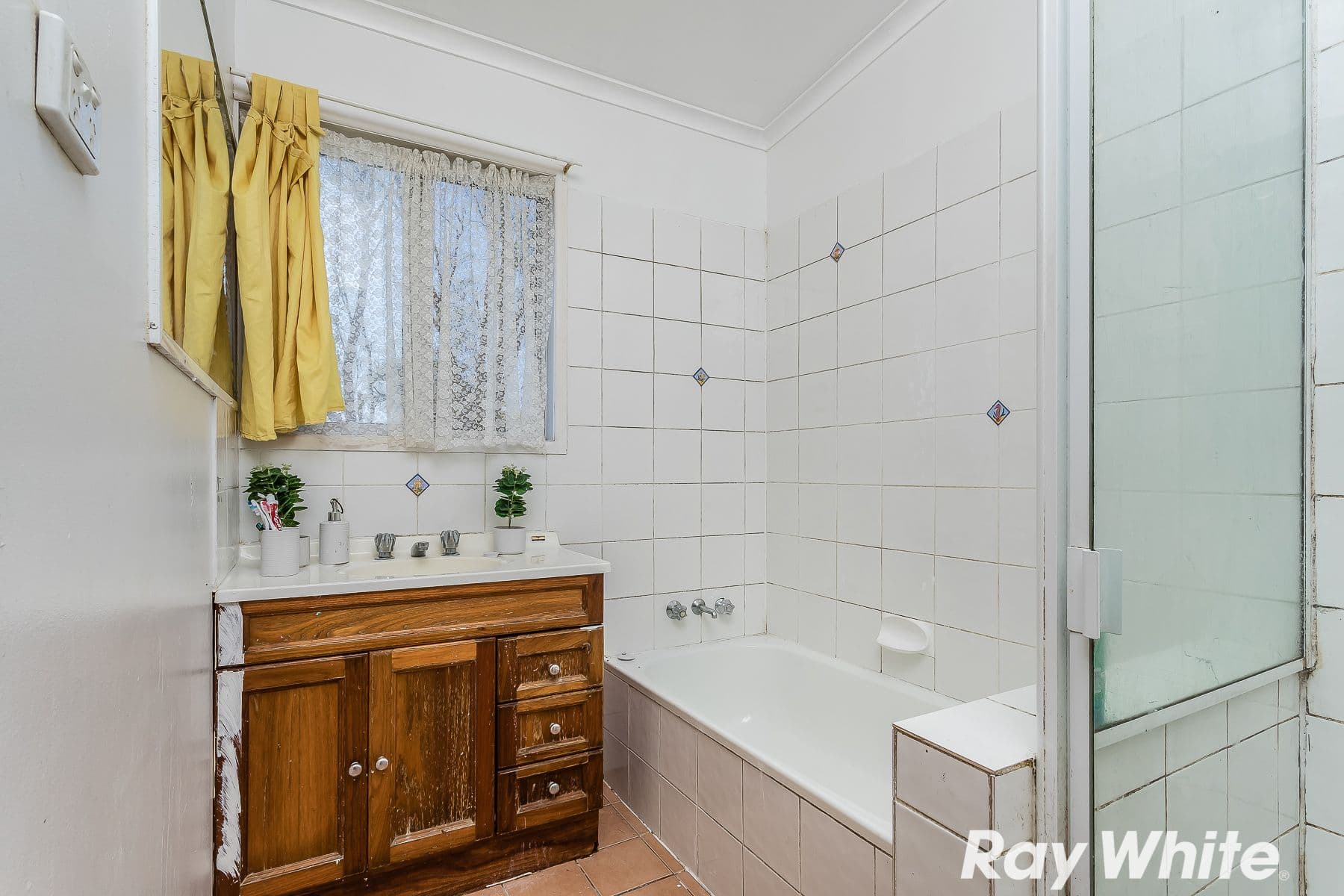 18 MOUTARA Street, Kallangur QLD 4503, Kallangur - Thumbnail 4