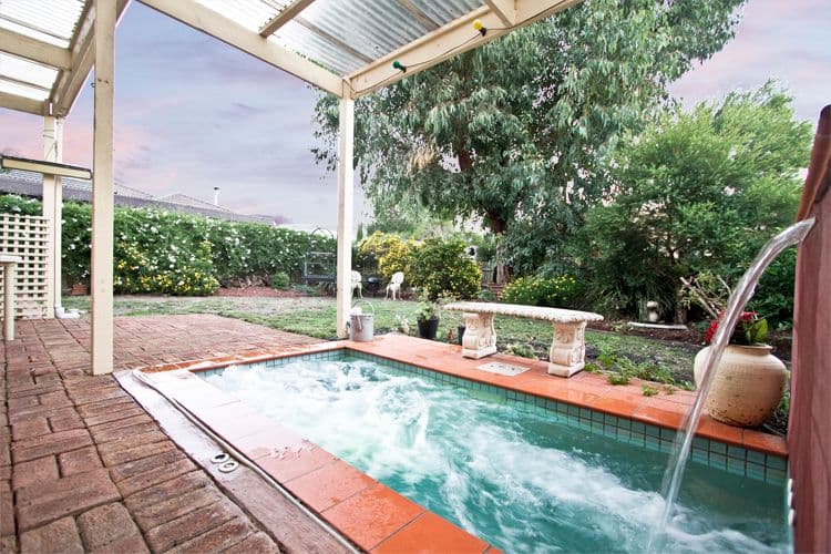 6 John Ryan Drive, SOUTH MORANG VIC 3752, South Morang - Thumbnail 5
