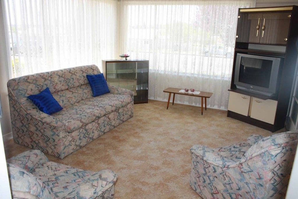 14 Macquarie, GLEN INNES NSW 2370, Glen Innes - Thumbnail 2