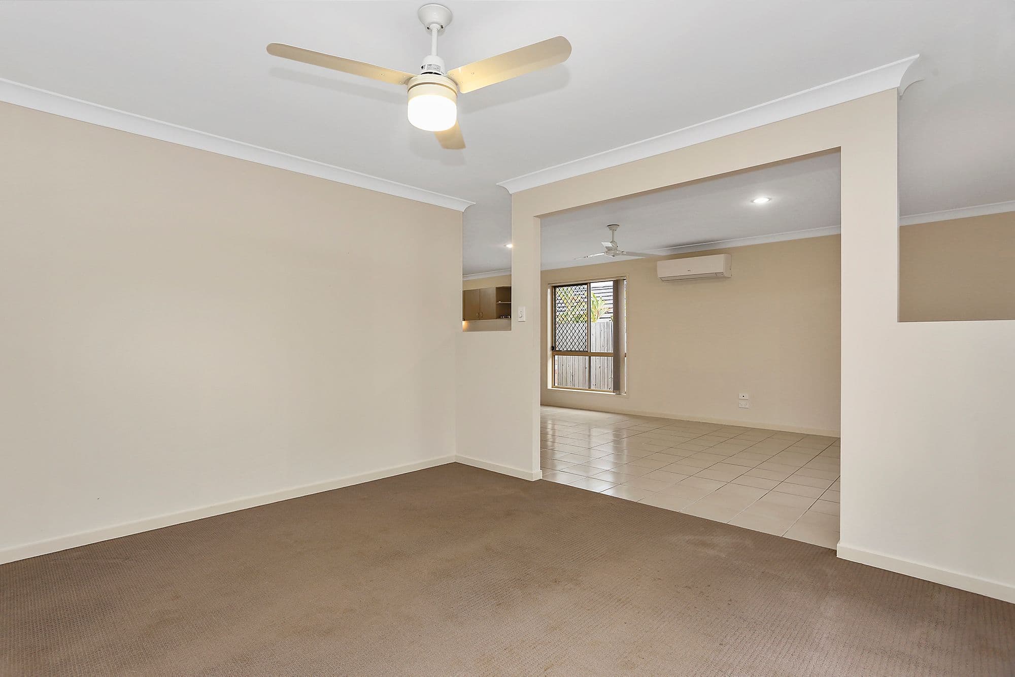 8 Barrington Street, Springfield Lakes QLD 4300, Springfield Lakes - Thumbnail 2