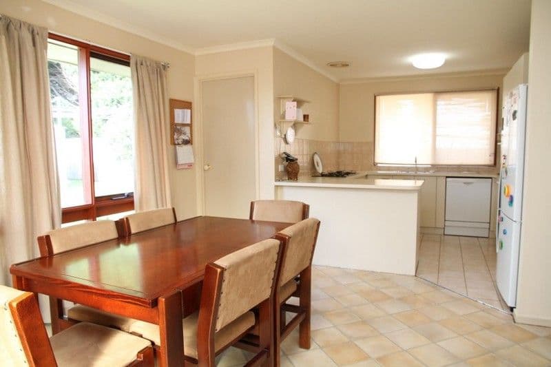 12 Mellowood Court, CARRUM DOWNS VIC 3201, Carrum Downs - Thumbnail 5