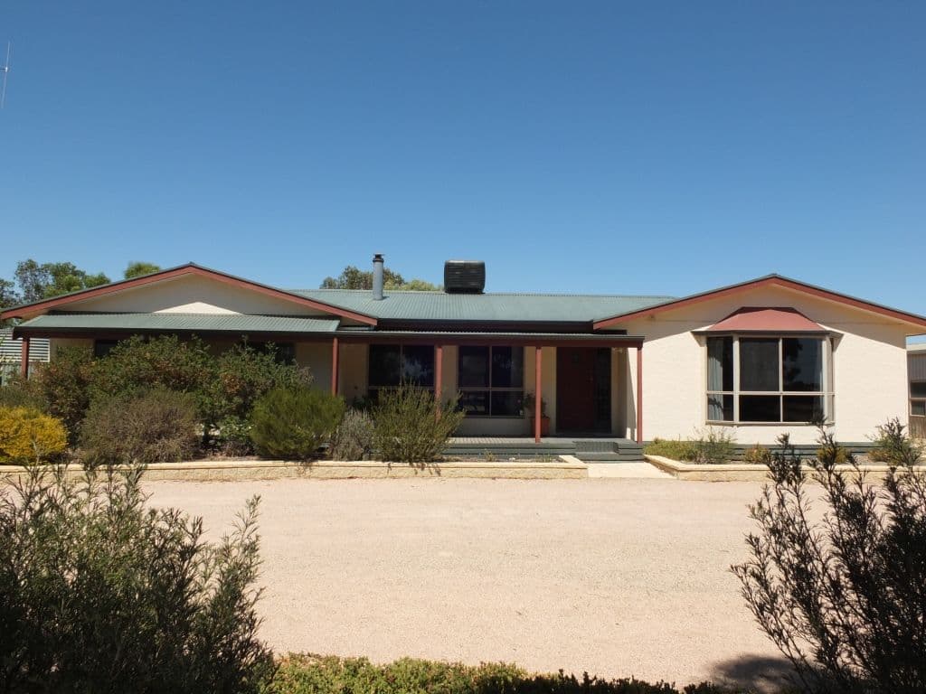 14 Evans Road South, WALLAROO SA 5556, Wallaroo - Thumbnail 2