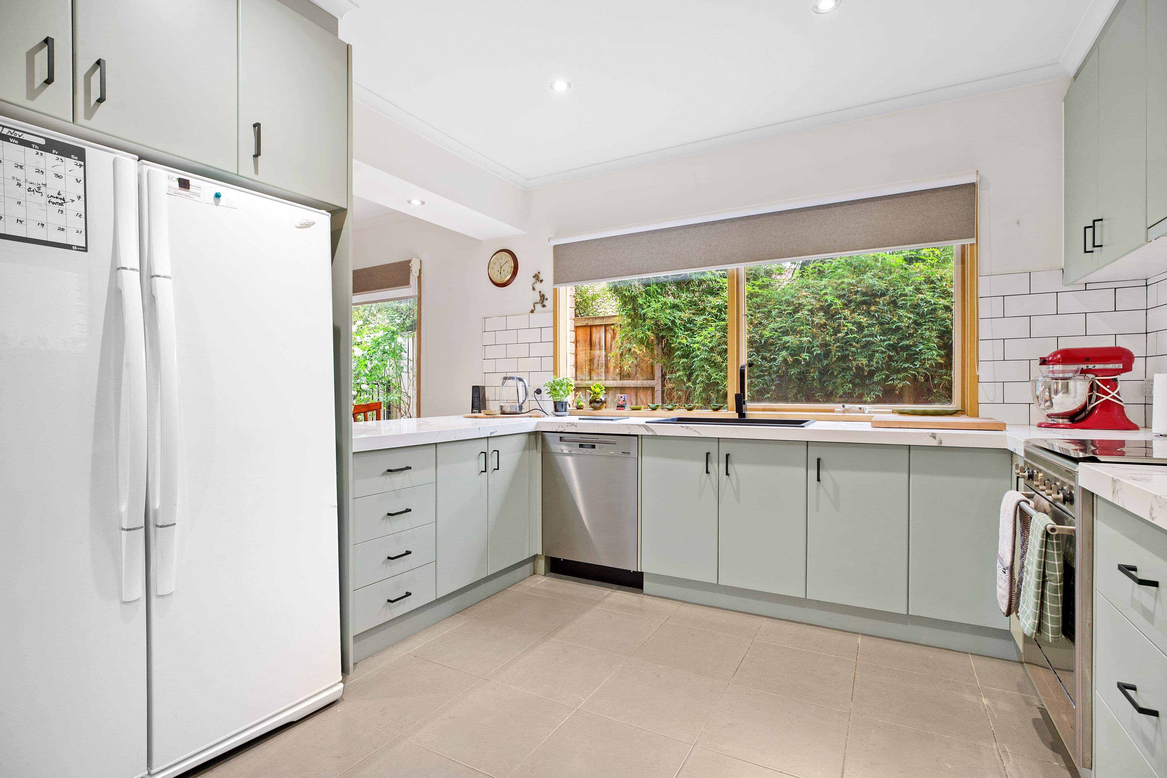 42 Dandelion Drive, Rowville VIC 3178, Rowville - Thumbnail 4