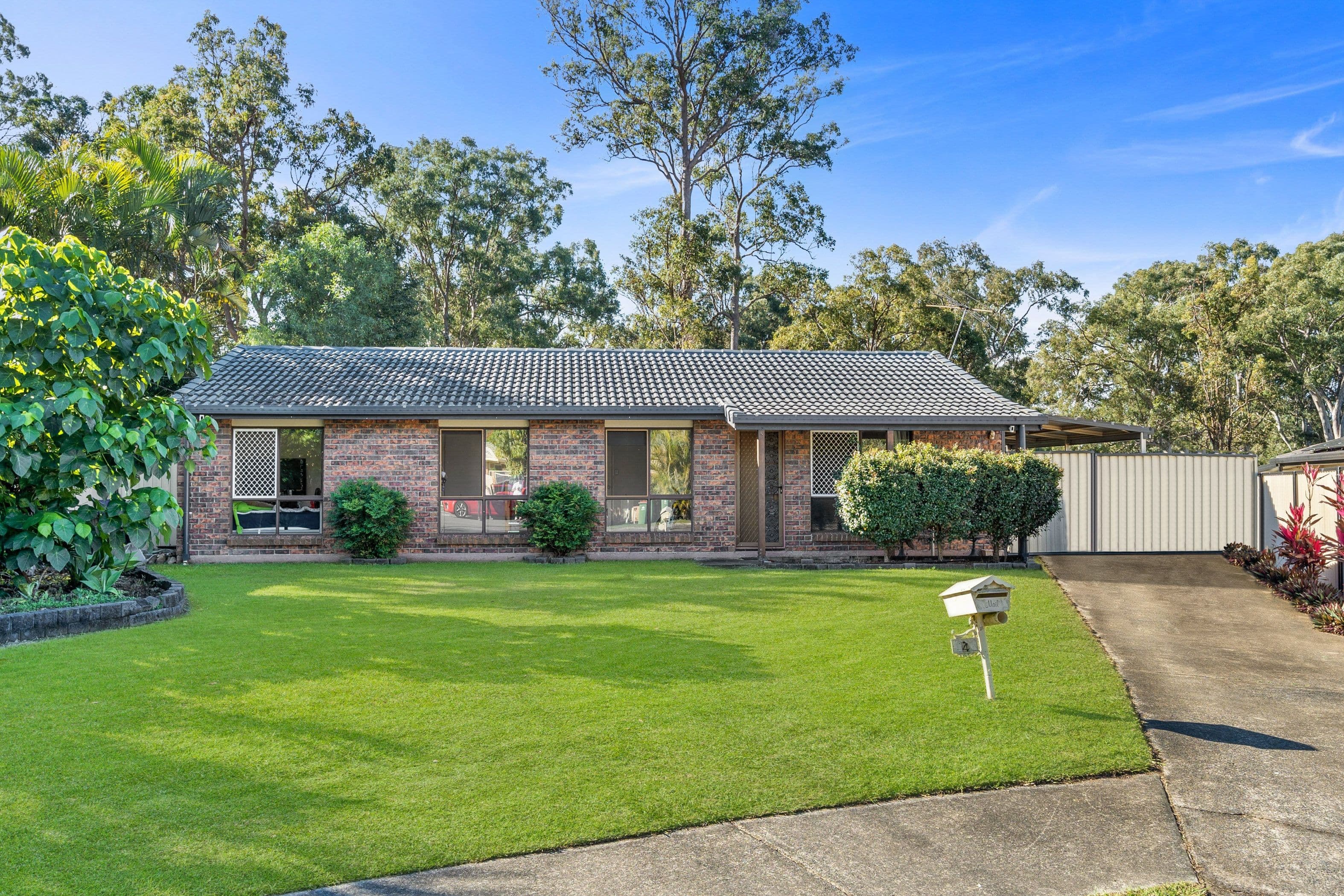 4 Cyril Court, Hillcrest QLD 4118, Hillcrest - Image 1