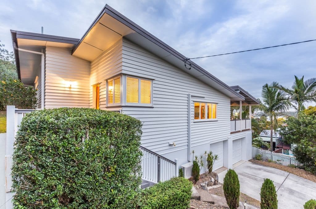 37 Dunedoo Street, STAFFORD QLD 4053, Stafford - Thumbnail 3