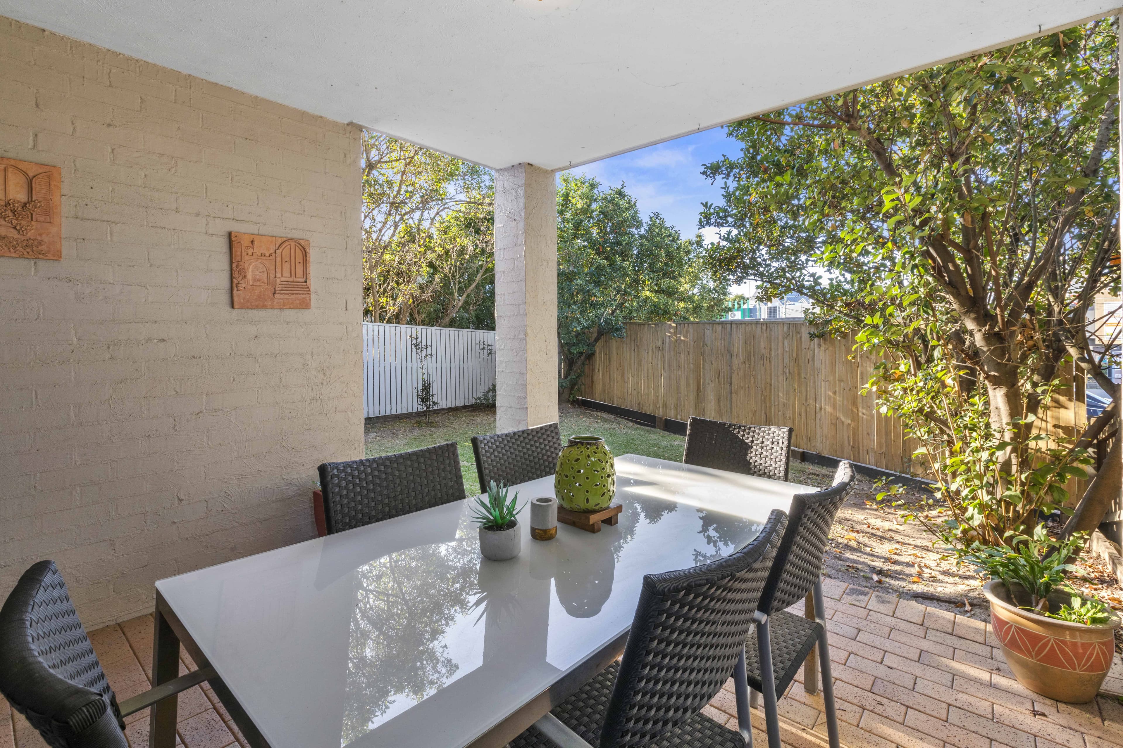 8 Palmer Street, Greenslopes QLD 4120, Greenslopes - Thumbnail 2