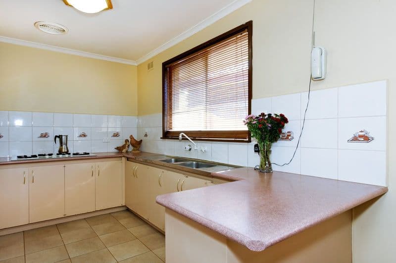 46 Buckmaster Drive, MILL PARK VIC 3082, Mill Park - Thumbnail 6