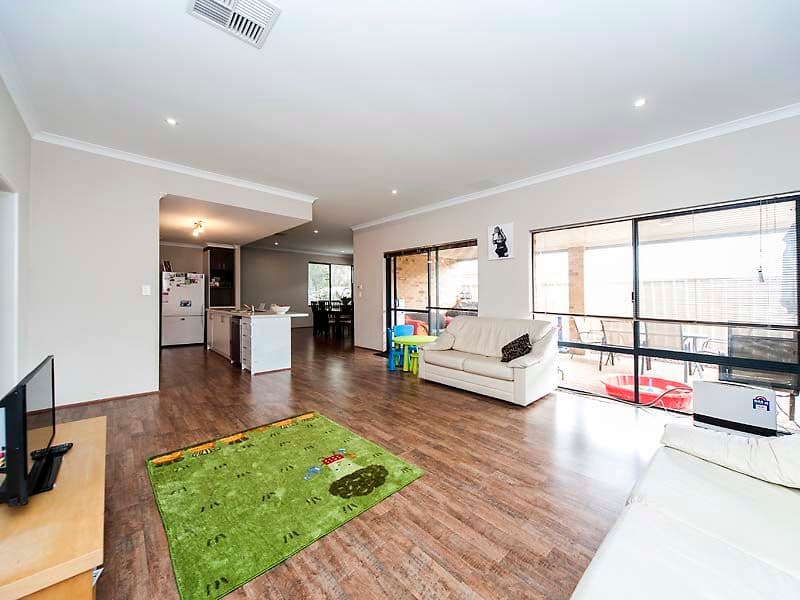 10 Maude Street, Shepparton, Shepparton - Thumbnail 4
