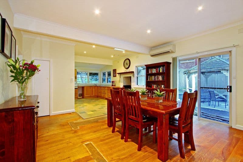 19 CLEMATIS Road, MOUNT EVELYN VIC 3796, Mount Evelyn - Thumbnail 3