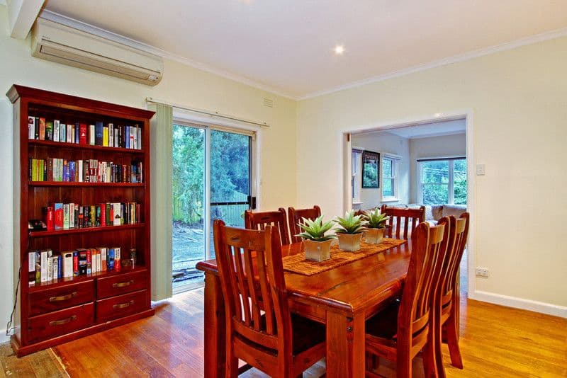 19 CLEMATIS Road, MOUNT EVELYN VIC 3796, Mount Evelyn - Thumbnail 5