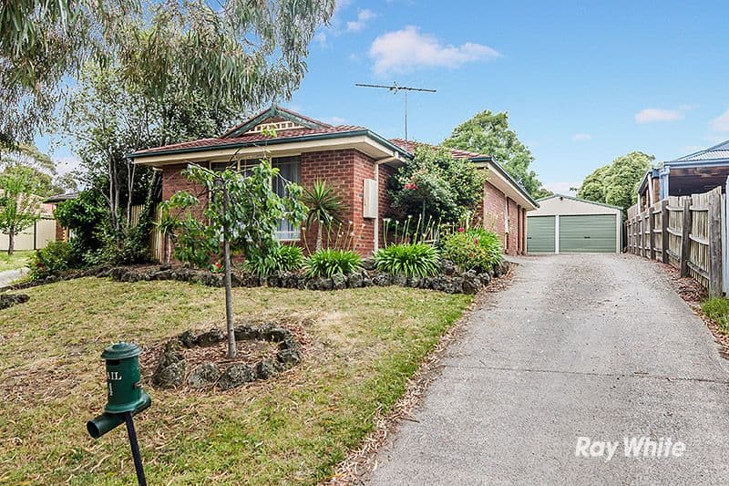 34 Meeking Drive, Pakenham VIC 3810, Pakenham - Thumbnail 2