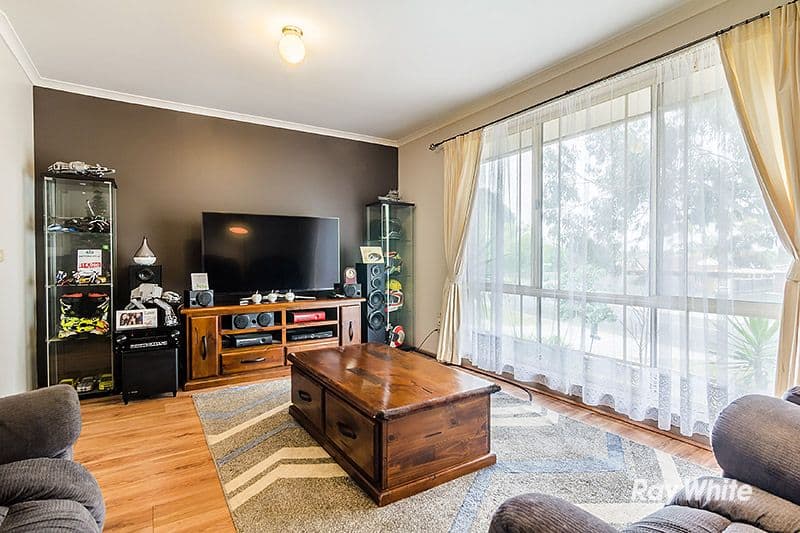 34 Meeking Drive, Pakenham VIC 3810, Pakenham - Thumbnail 4