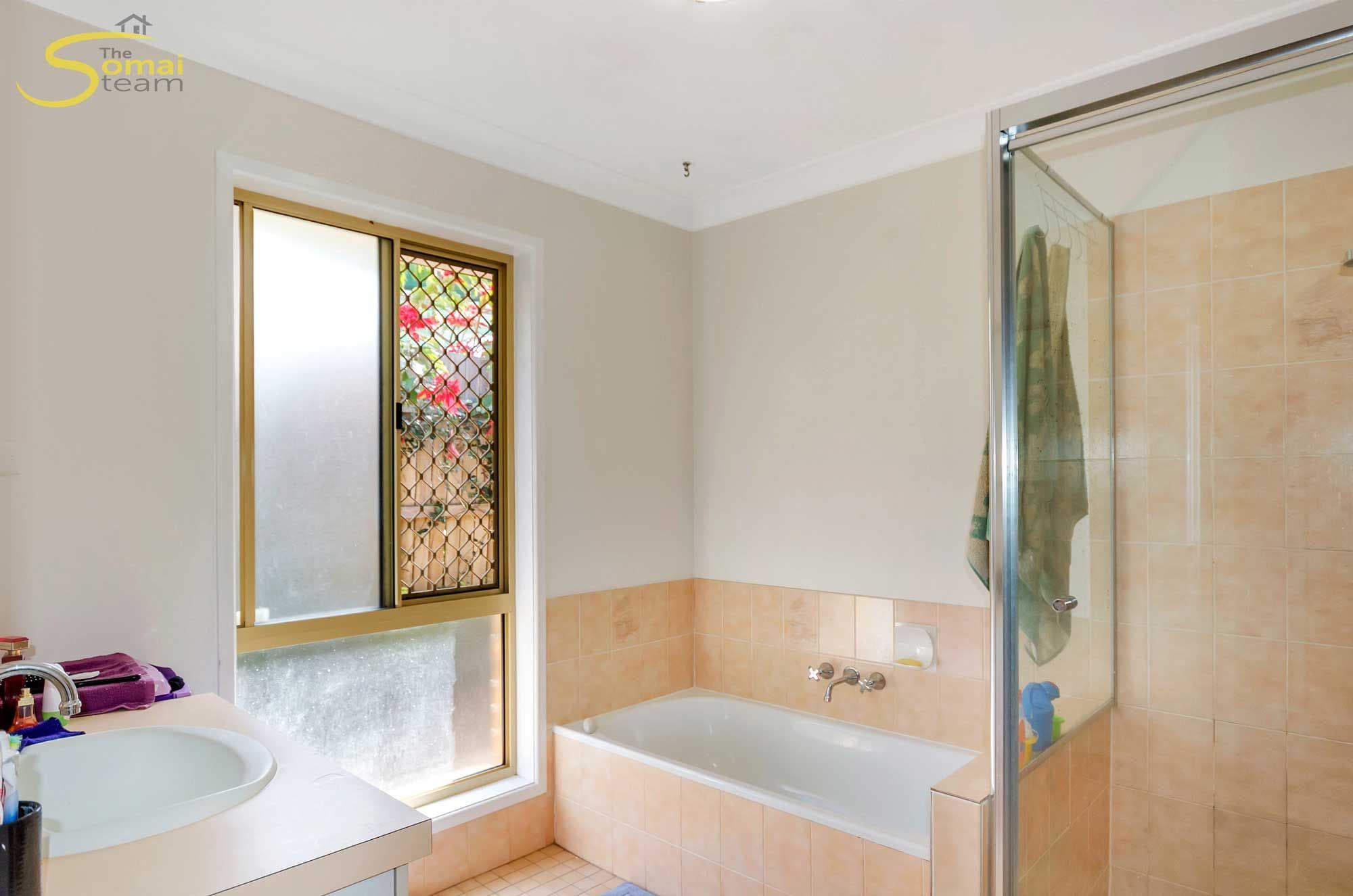 80 Mackellar Drive, Boronia Heights QLD 4124, Boronia Heights - Thumbnail 5