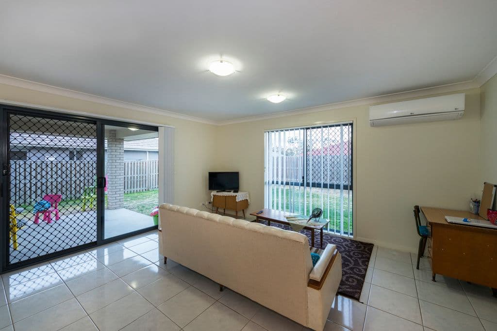 14 Quinn Close, Augustine Heights QLD 4300, Augustine Heights - Thumbnail 4