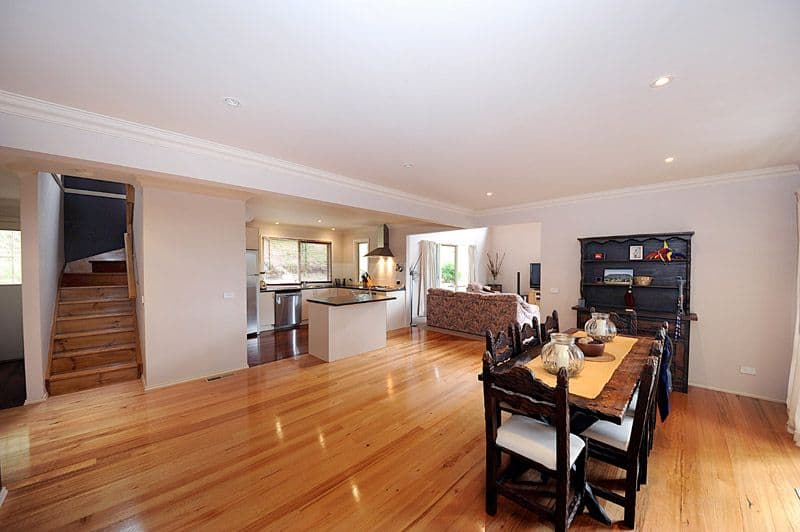 18 Hunter Street, MONBULK VIC 3793, Monbulk - Thumbnail 3