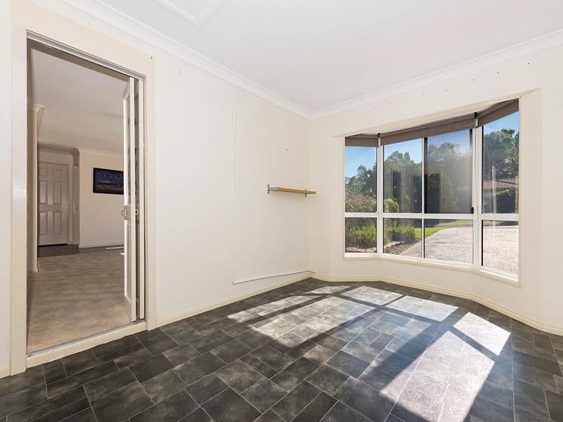 22 Ingles Drive, REDBANK PLAINS QLD 4301, Redbank Plains - Thumbnail 6