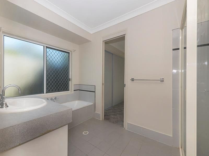 22 Ingles Drive, REDBANK PLAINS QLD 4301, Redbank Plains - Thumbnail 8