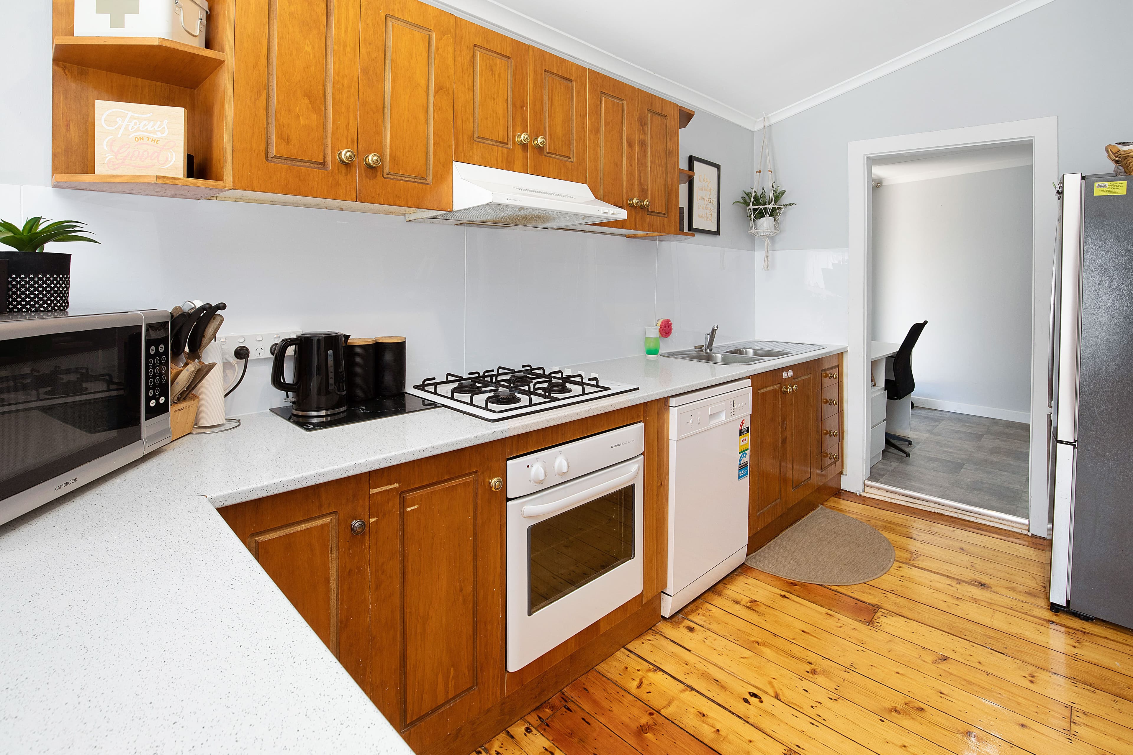 3018 Deakin Avenue, Mildura VIC 3500, Mildura - Thumbnail 2