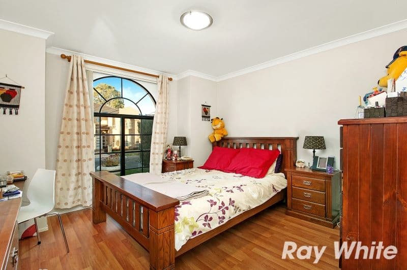 46 Damien Drive, PARKLEA NSW 2768, Parklea - Thumbnail 2