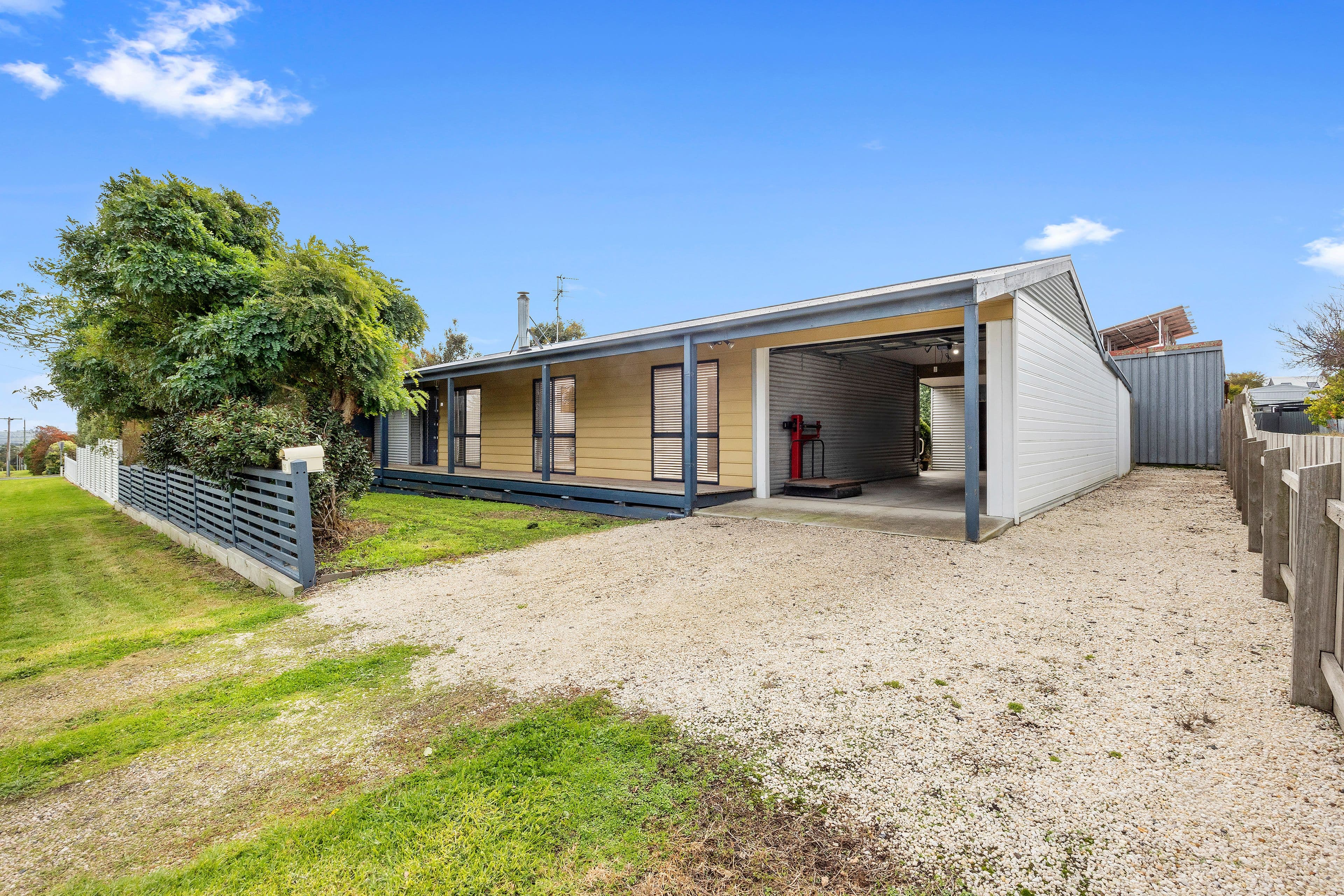 35 Billson Street, Wonthaggi VIC 3995, Wonthaggi - Thumbnail 2