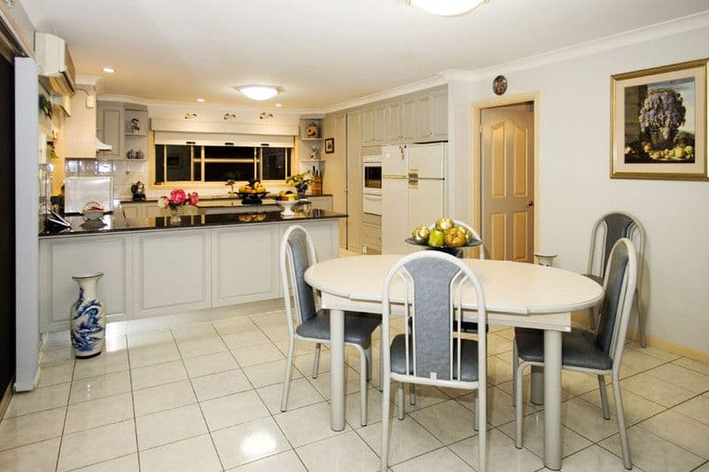 14  Raymore Court, CARINDALE QLD 4152, Carindale - Thumbnail 6