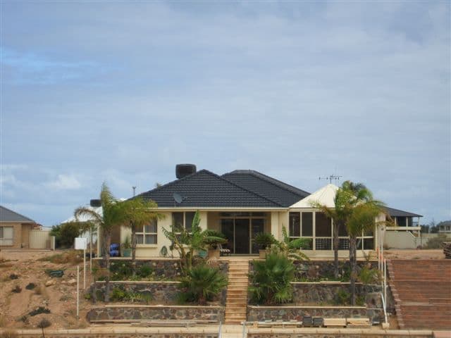 82 Gilmore Crescent, WALLAROO SA 5556, Wallaroo - Image 1