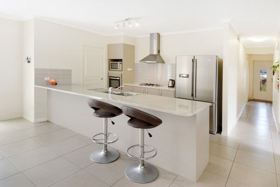 11 Feathertop Circuit, CALOUNDRA WEST QLD 4551, Caloundra West - Thumbnail 2
