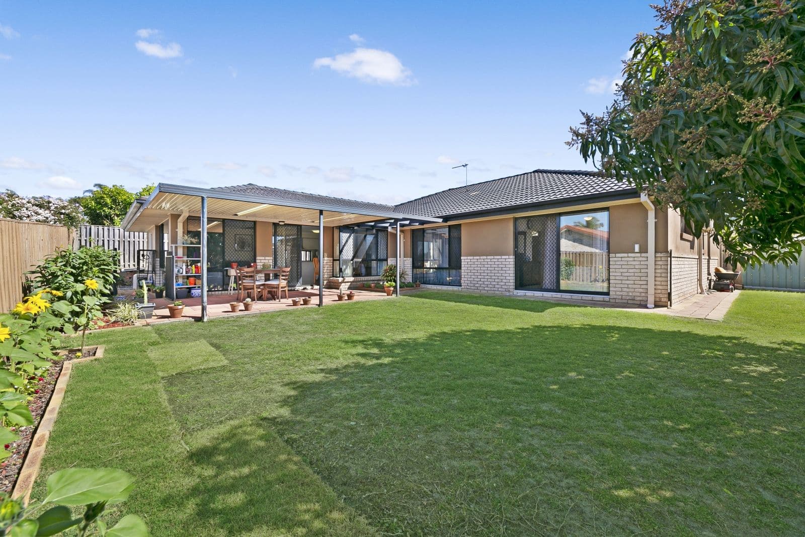 30 Santa Isobel Boulevard, Pacific Pines QLD 4211, Pacific Pines - Thumbnail 2