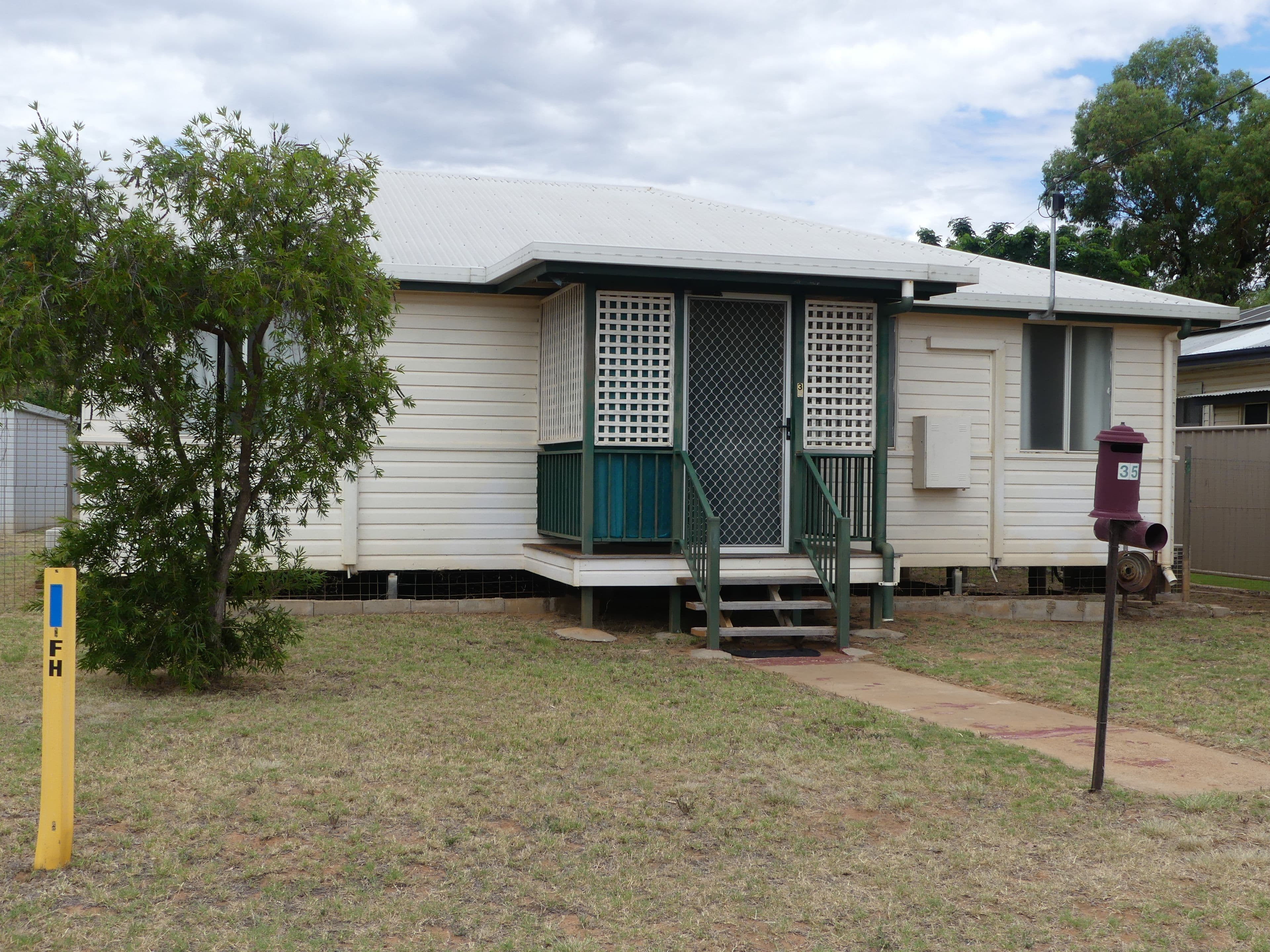 35 Sturt Street, Charleville QLD 4470, Charleville - Image 1