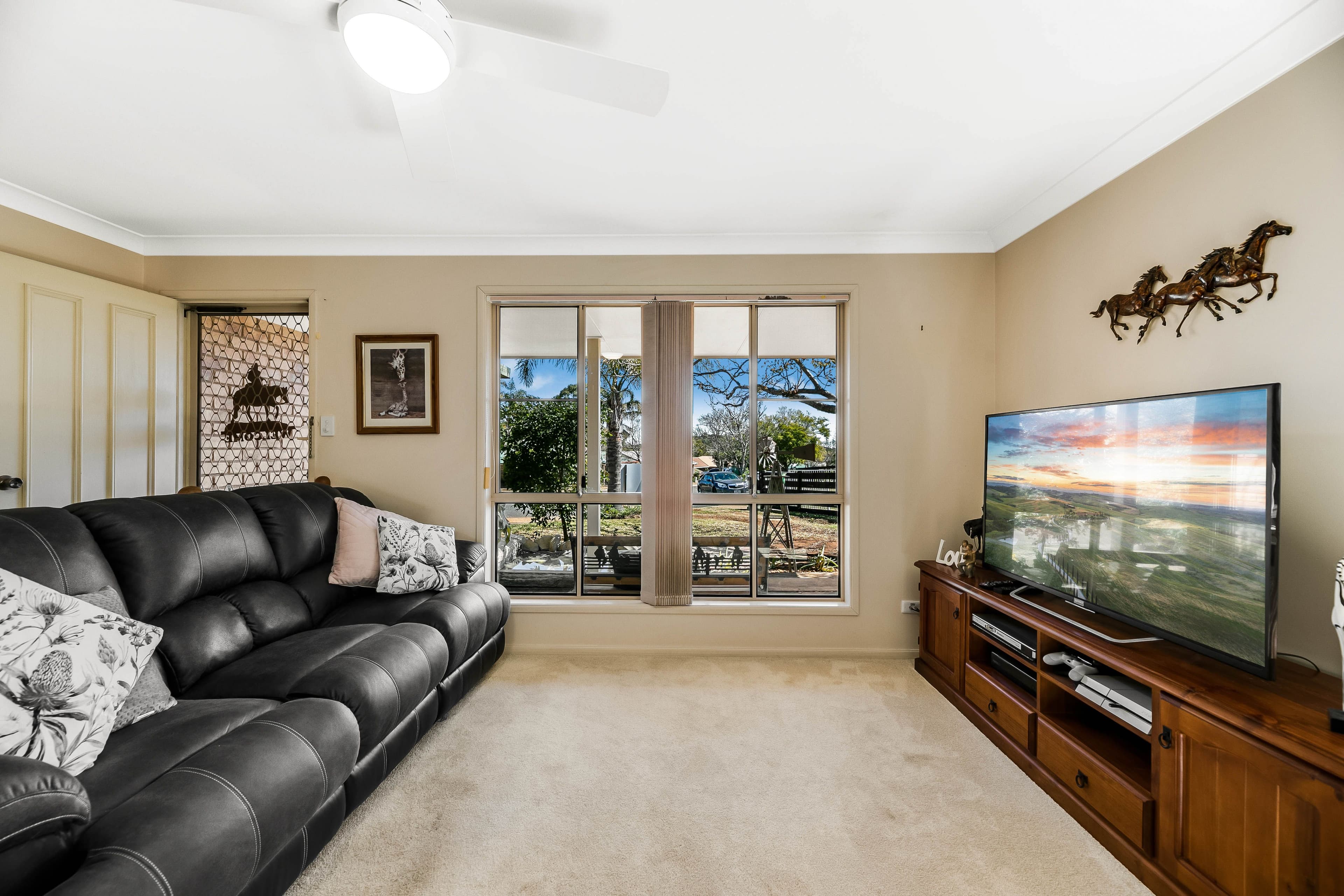 3 Silver Gum Court, Glenvale QLD 4350, Glenvale - Thumbnail 2