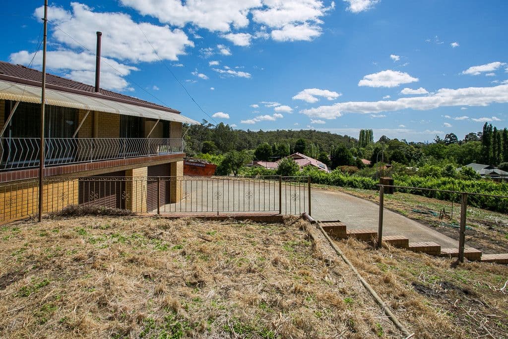111 Welshpool Rd East, Lesmurdie WA 6076, Lesmurdie - Thumbnail 3