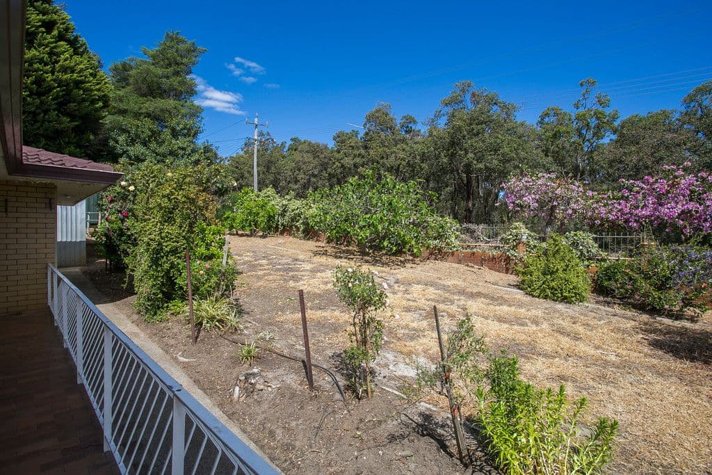 111 Welshpool Rd East, Lesmurdie WA 6076, Lesmurdie - Thumbnail 5