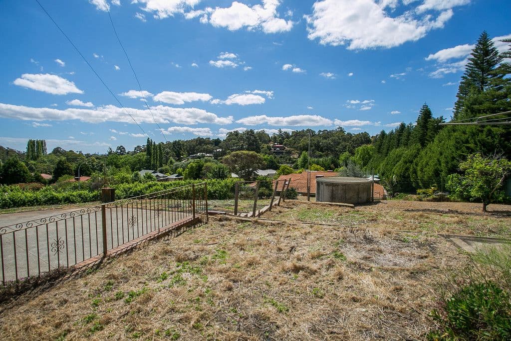 111 Welshpool Rd East, Lesmurdie WA 6076, Lesmurdie - Thumbnail 7