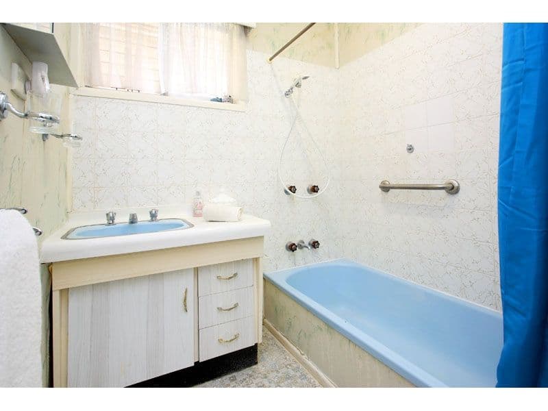 24 Verbena Street, MOUNT GRAVATT QLD 4122, Mount Gravatt - Thumbnail 5