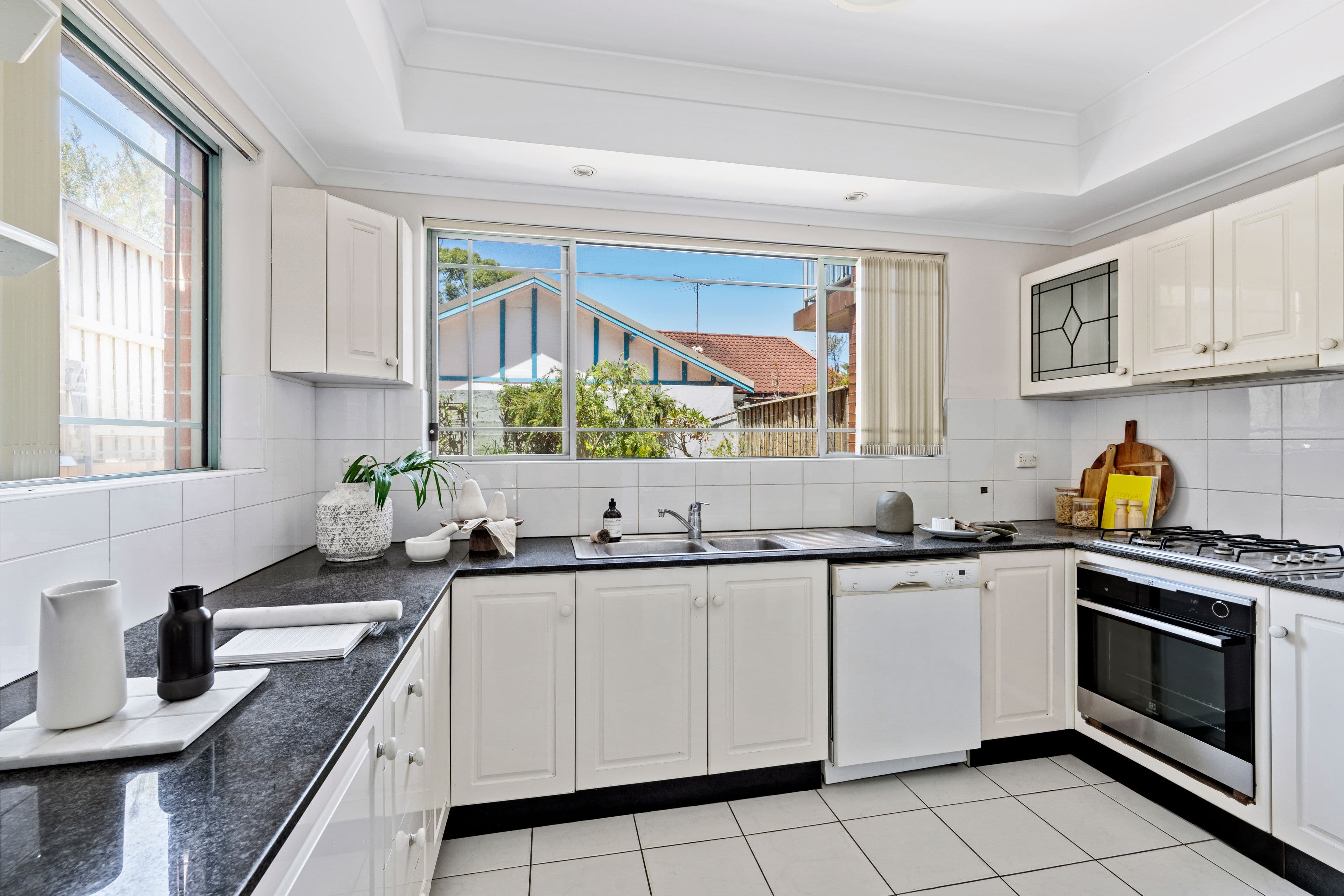141 Oberon Street, Coogee NSW 2034, Coogee - Thumbnail 3