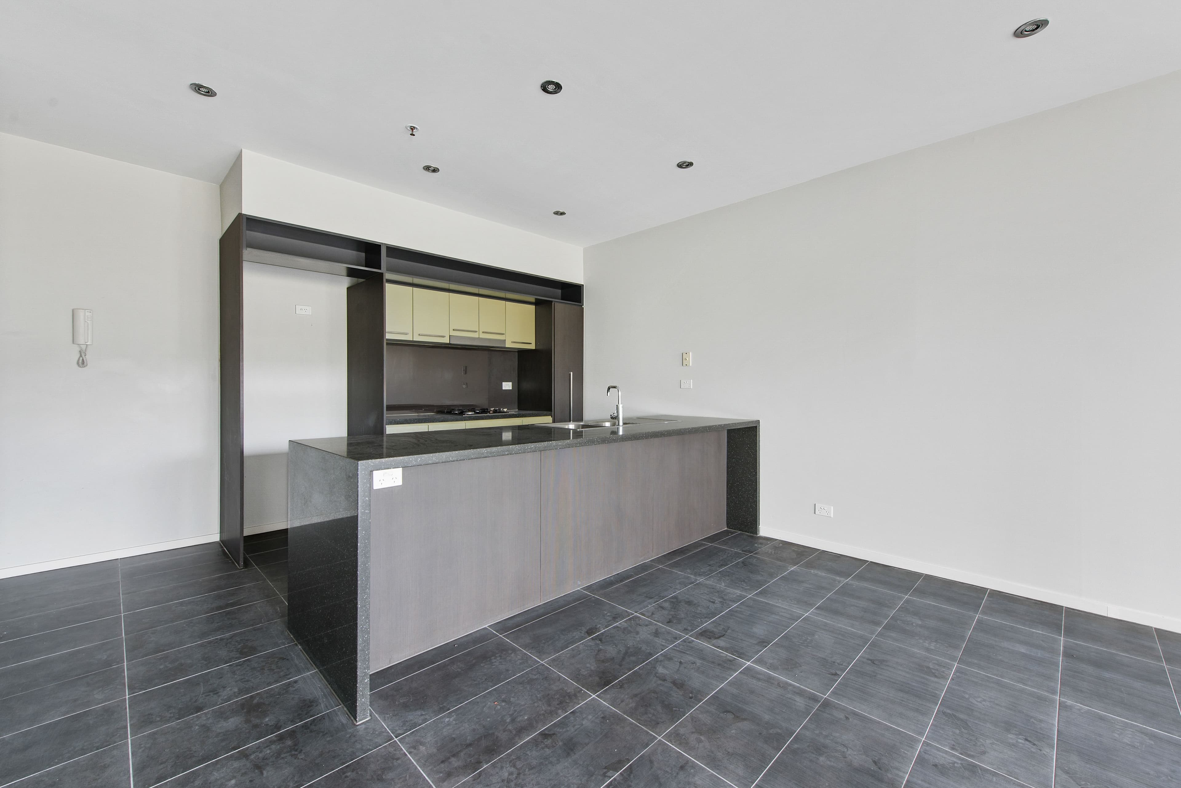 11 Monckton Place, Caroline Springs VIC 3023, Caroline Springs - Thumbnail 4