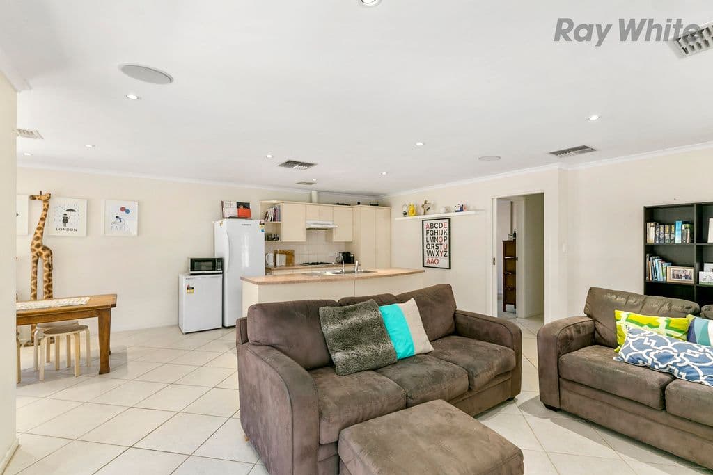 6A Gilmore Crescent, Morphettville SA 5043, Morphettville - Thumbnail 3