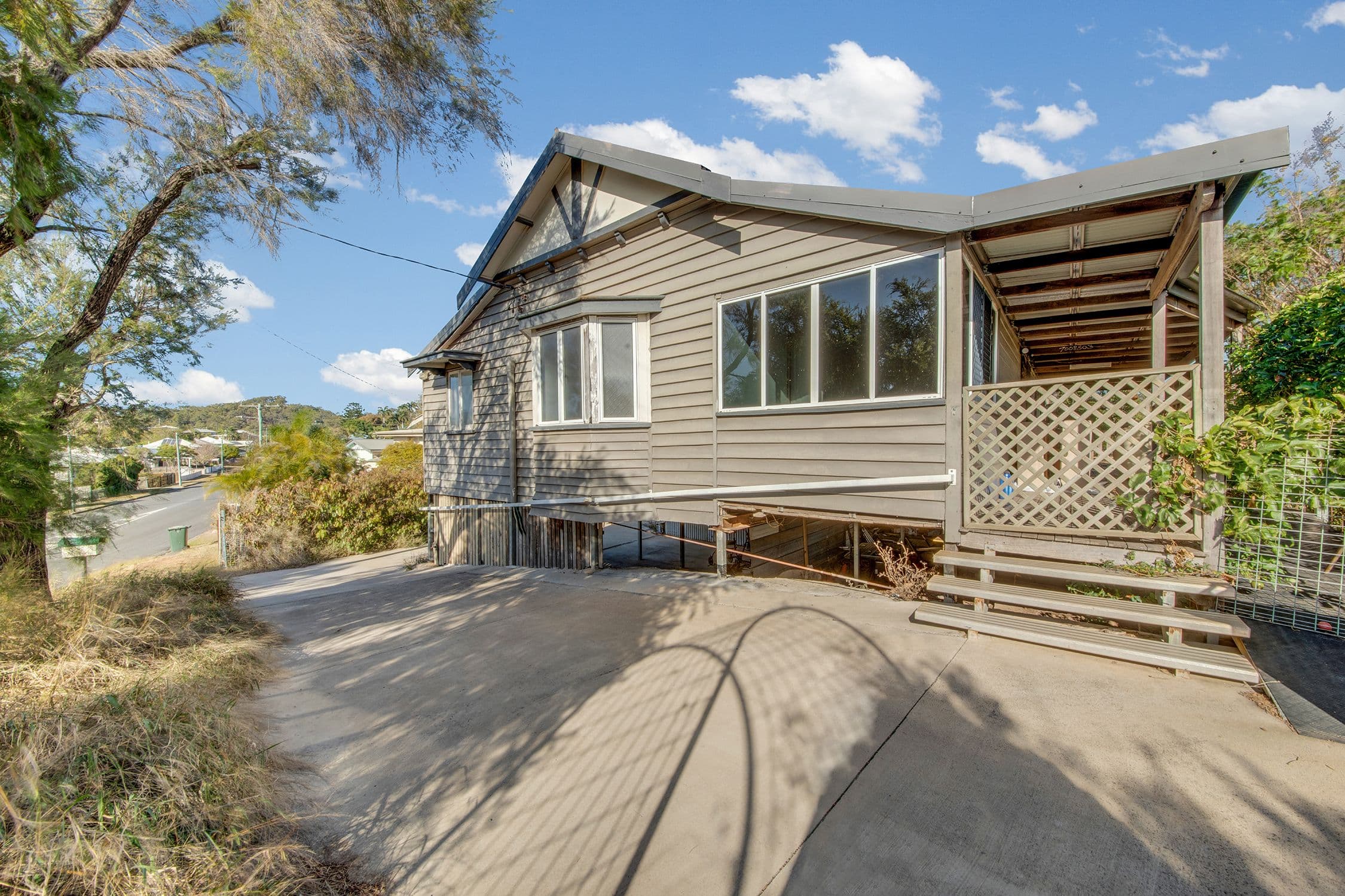 19 Fisher Street, West Gladstone QLD 4680, West Gladstone - Thumbnail 2