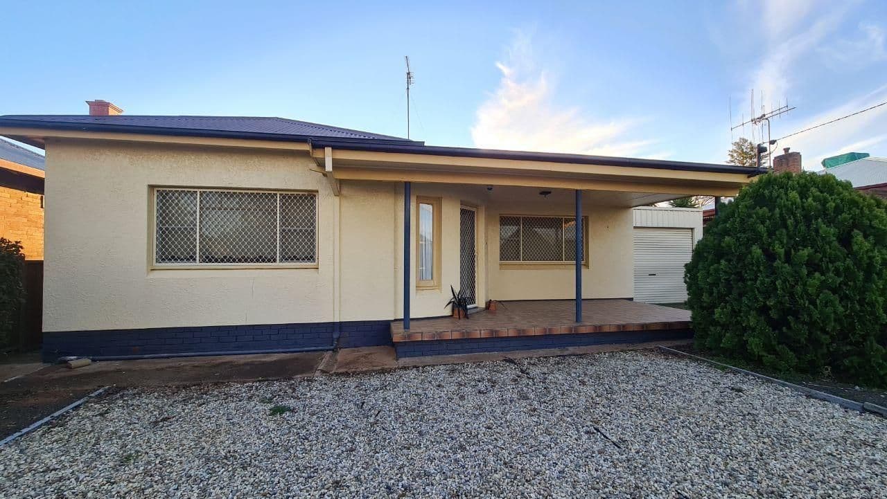 24 Armstrong Street, Parkes NSW 2870, Parkes - Image 1