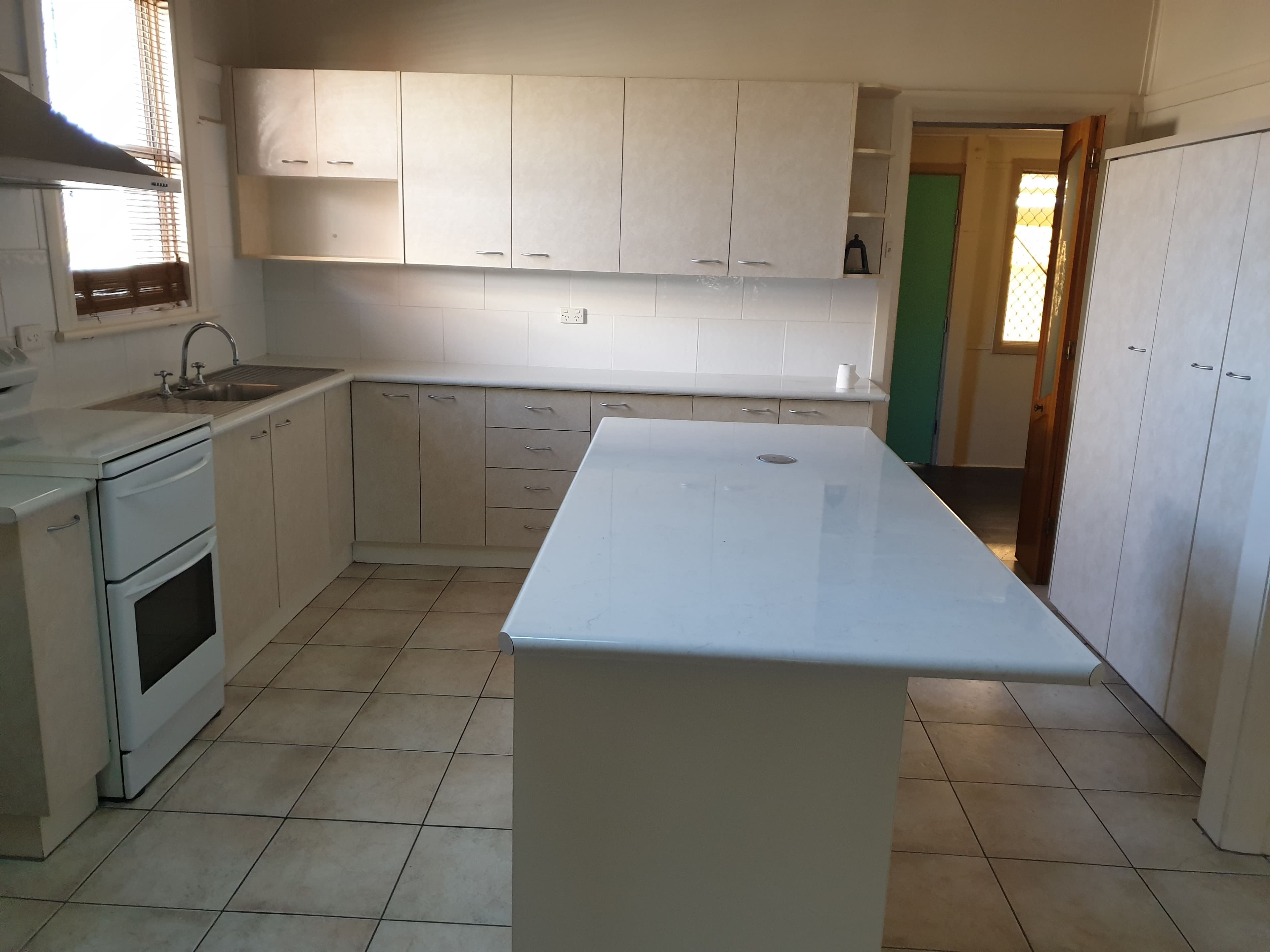 24 Armstrong Street, Parkes NSW 2870, Parkes - Thumbnail 4