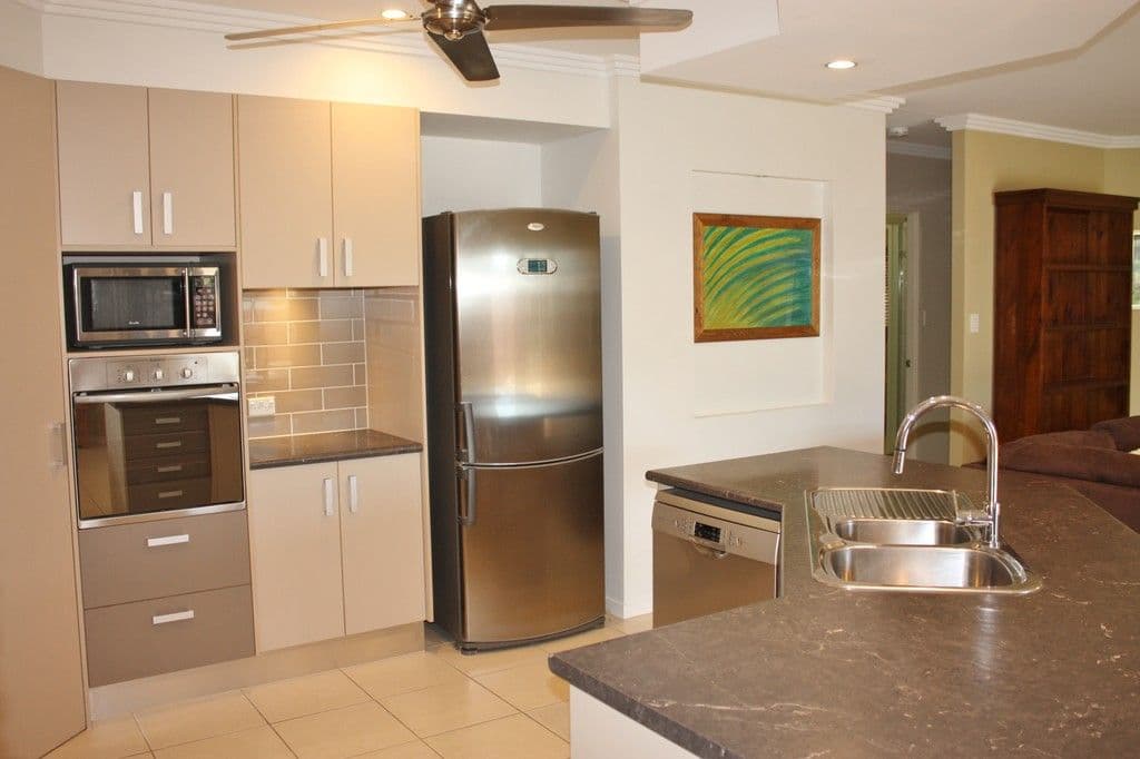 9 Laidley Close, Bentley Park QLD 4869, Bentley Park - Thumbnail 2